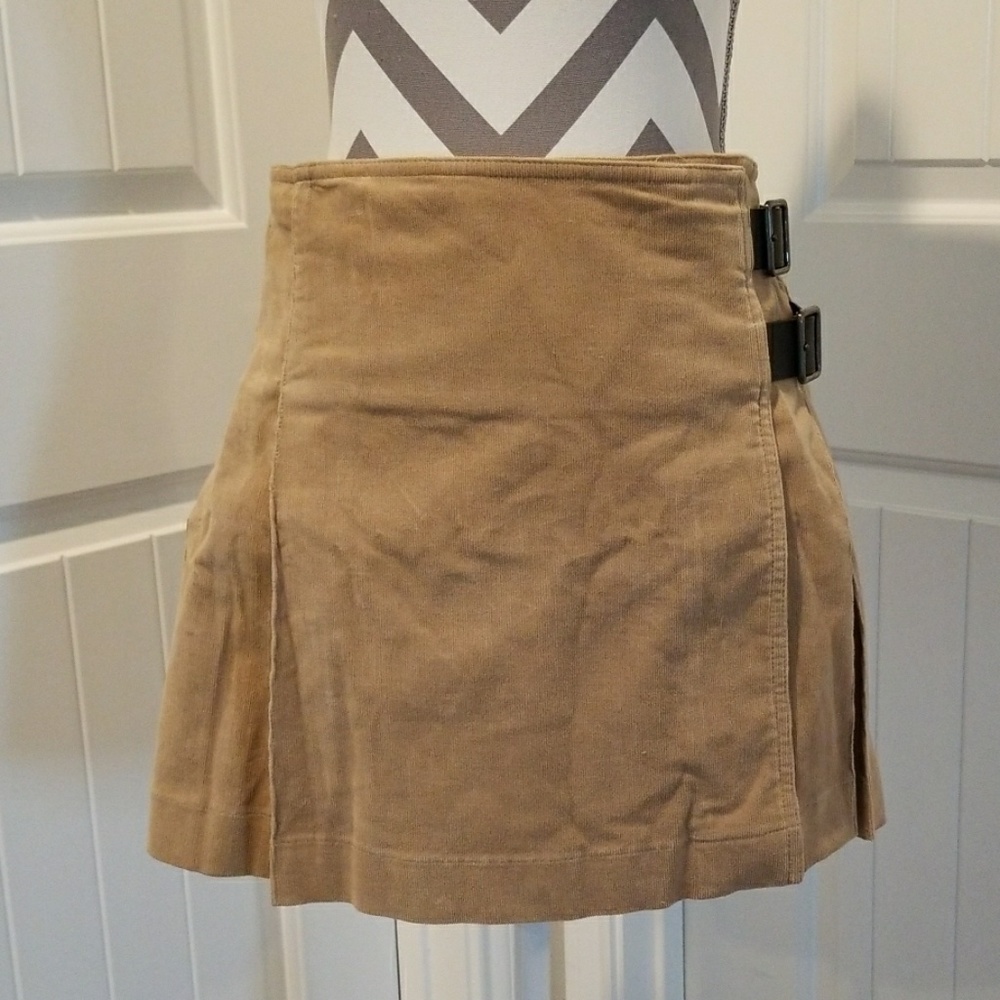 Burberry wrap around mini skirt